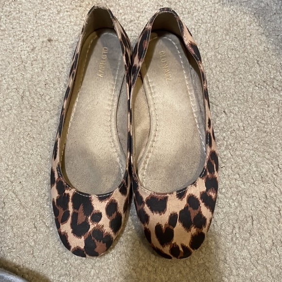 ❤️🔥SOLD❤️🔥4 pairs of Flats - Picture 10 of 16